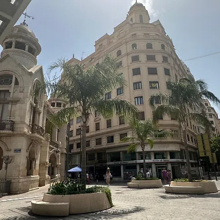 Mirador 1 Del Mercado Central - Habitacion Con Bano Privado En El Centro De La Ciudad Vella Valencia Exterior photo