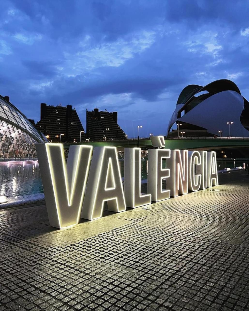 Mirador 1 Del Mercado - Con Bano Privado En El Centro De La Ciudad Vella Kwatera prywatna