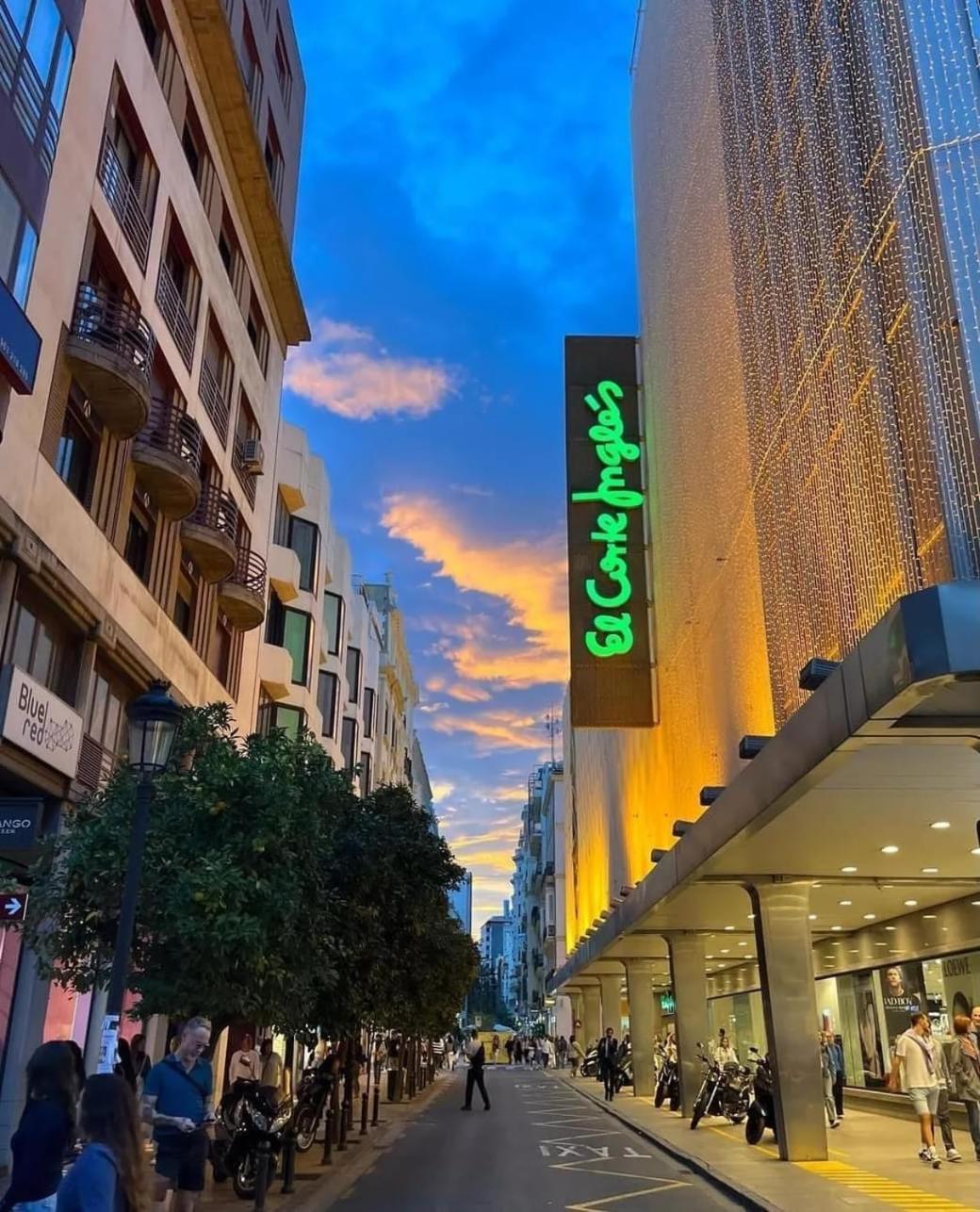 Homestay Mirador 1 Del Mercado - Con Bano Privado En El Centro De La Ciudad Vella