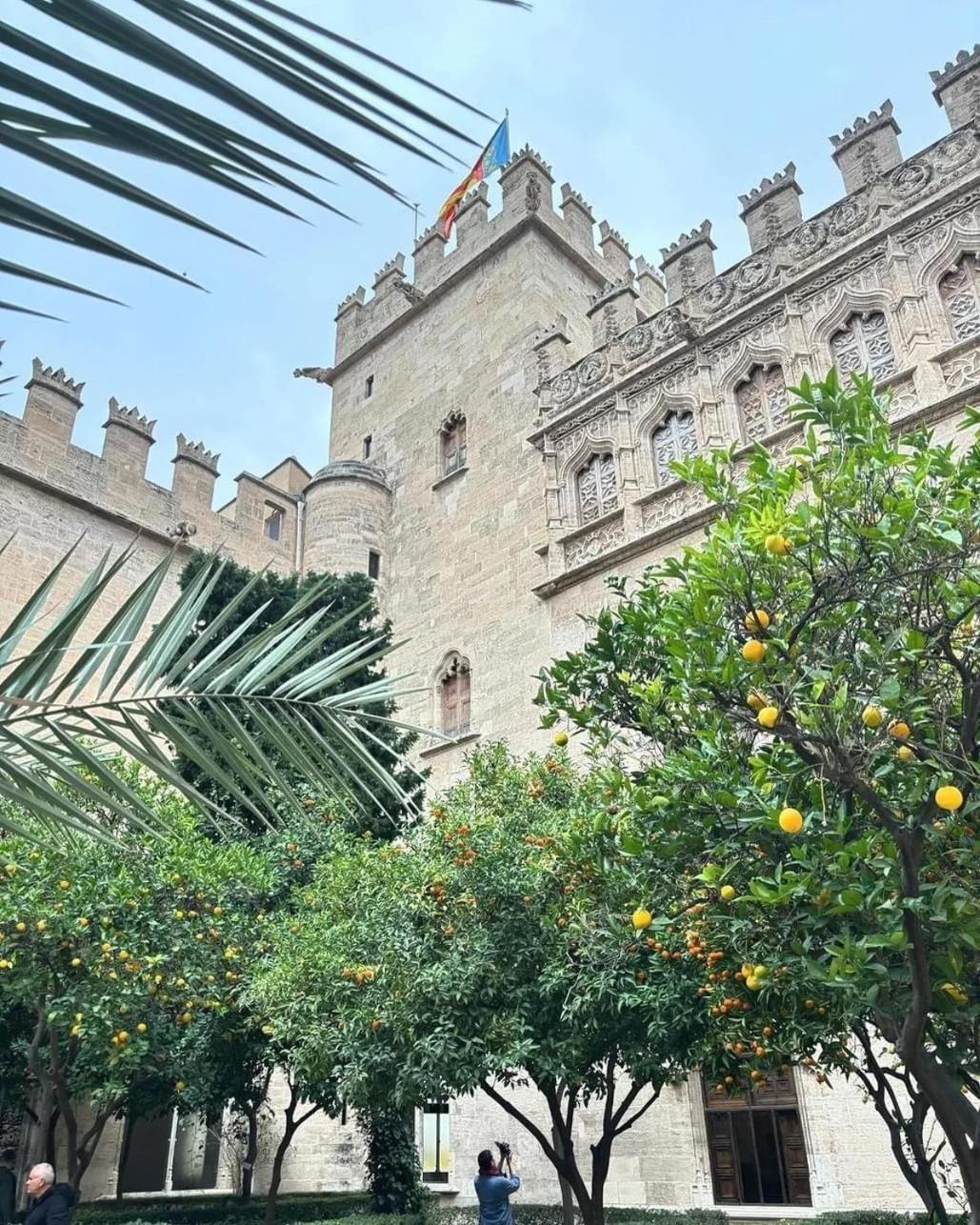 Homestay Mirador 1 Del Mercado - Con Bano Privado En El Centro De La Ciudad Vella *