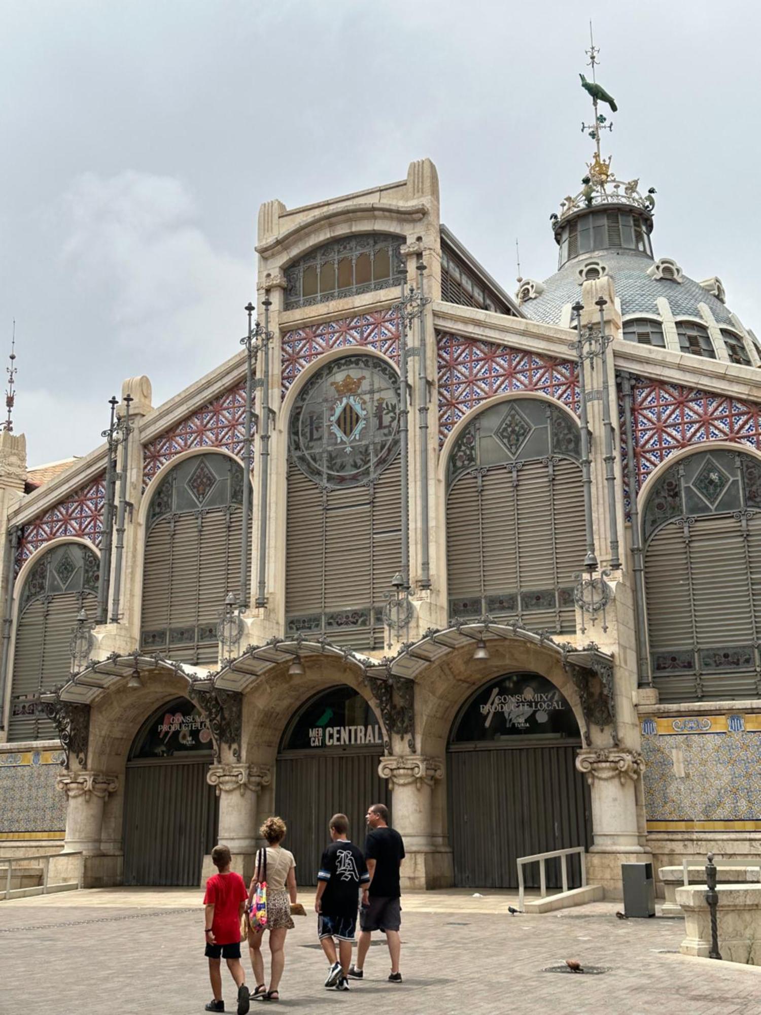 Homestay Mirador 1 Del Mercado - Con Bano Privado En El Centro De La Ciudad Vella