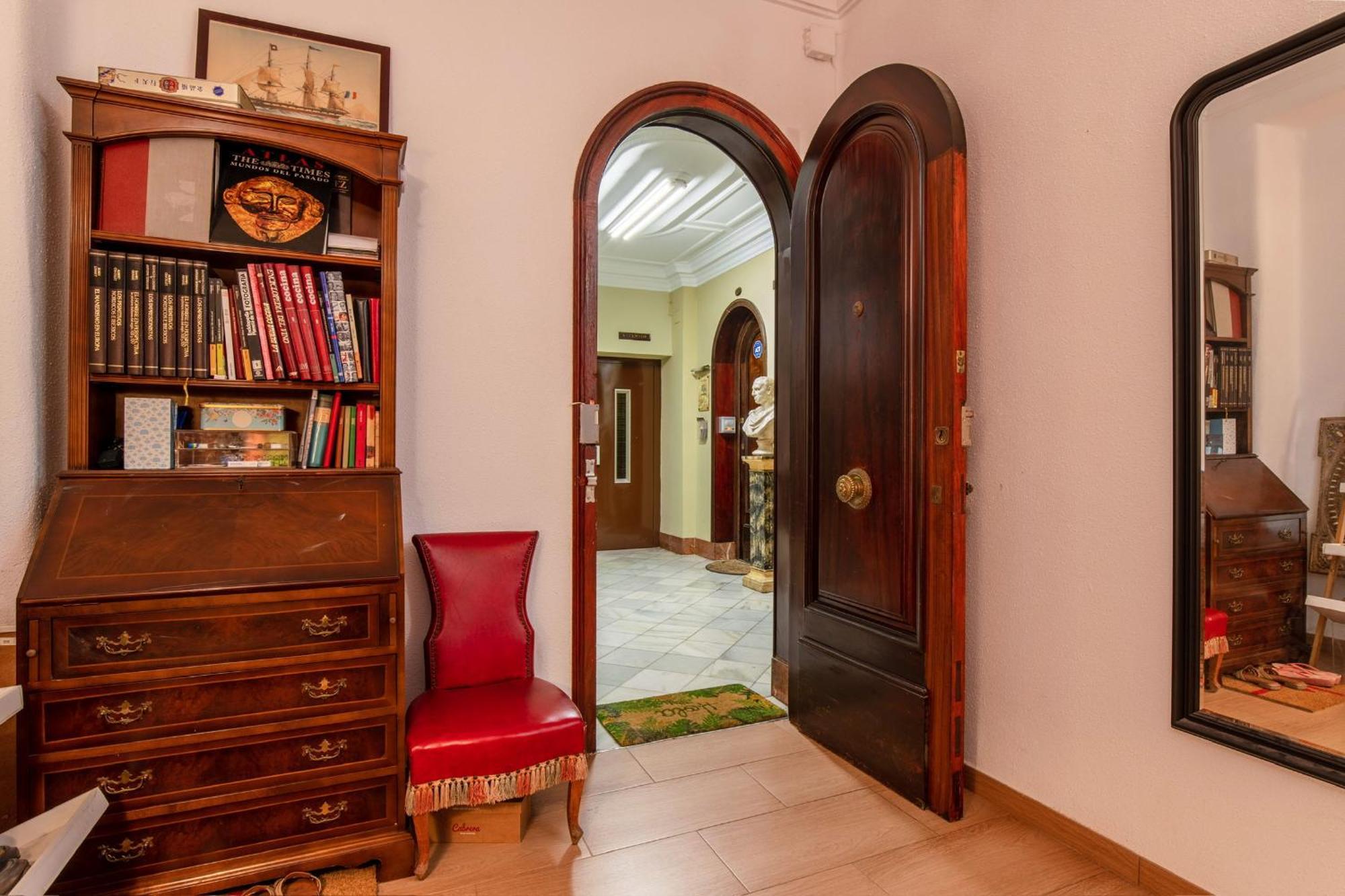 Kwatera prywatna Mirador 1 Del Mercado - Con Bano Privado En El Centro De La Ciudad Vella Walencja