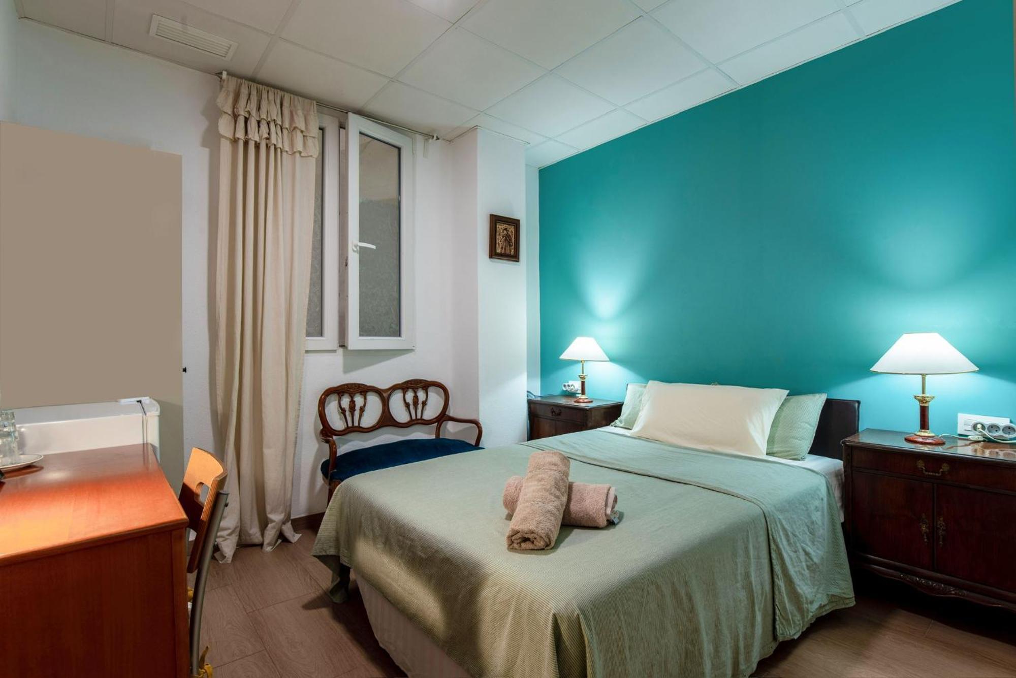 Kwatera prywatna Mirador 1 Del Mercado - Con Bano Privado En El Centro De La Ciudad Vella